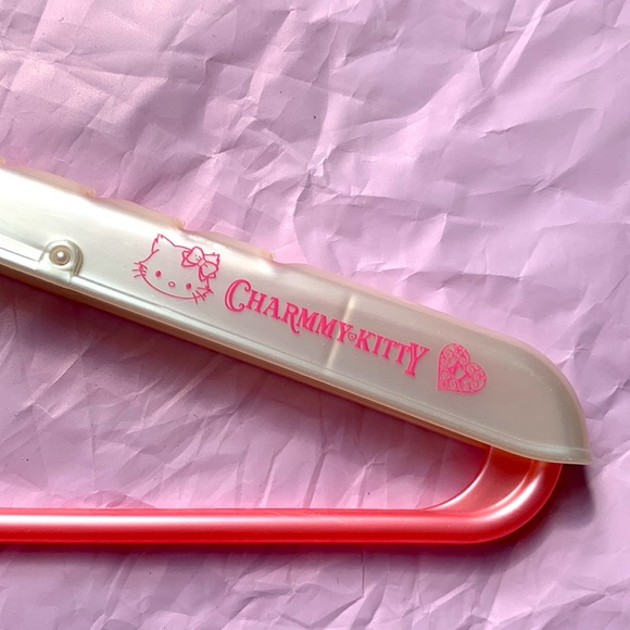 Hello Kitty clothes hanger - Picture 5 of 9